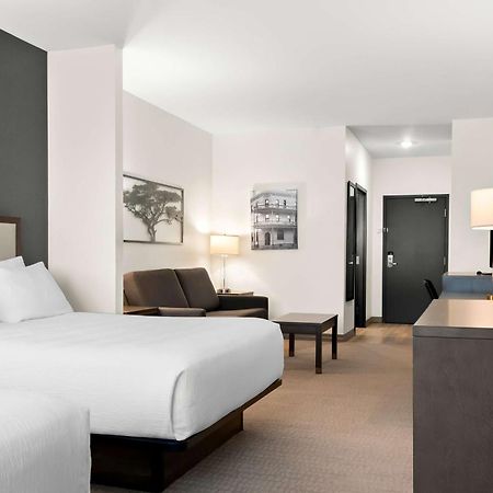 Best Western Plus Morden Exterior photo