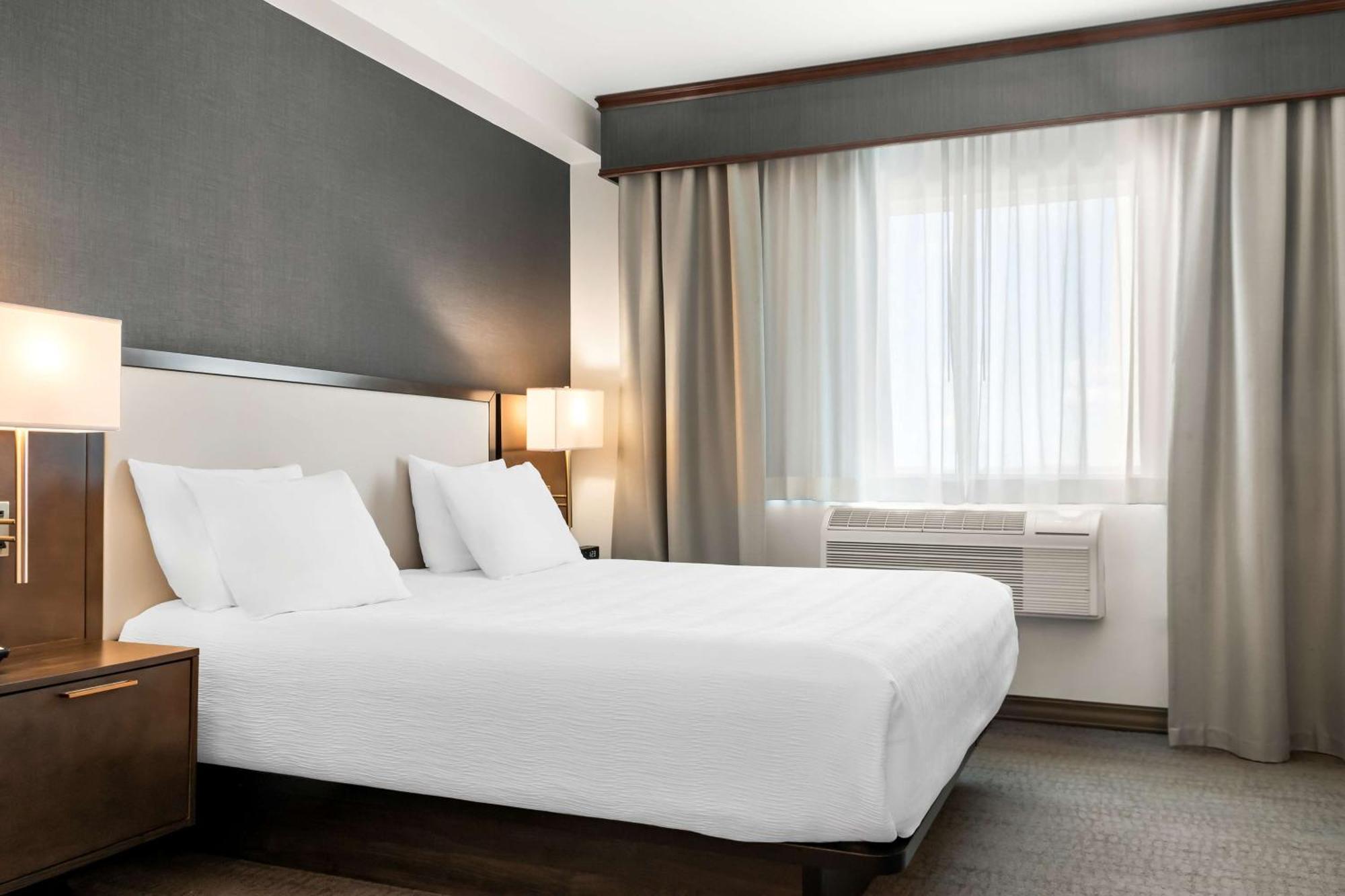 Best Western Plus Morden Exterior photo