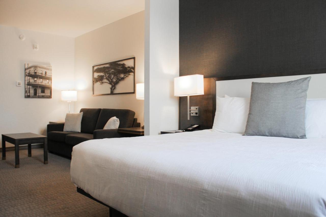 Best Western Plus Morden Exterior photo